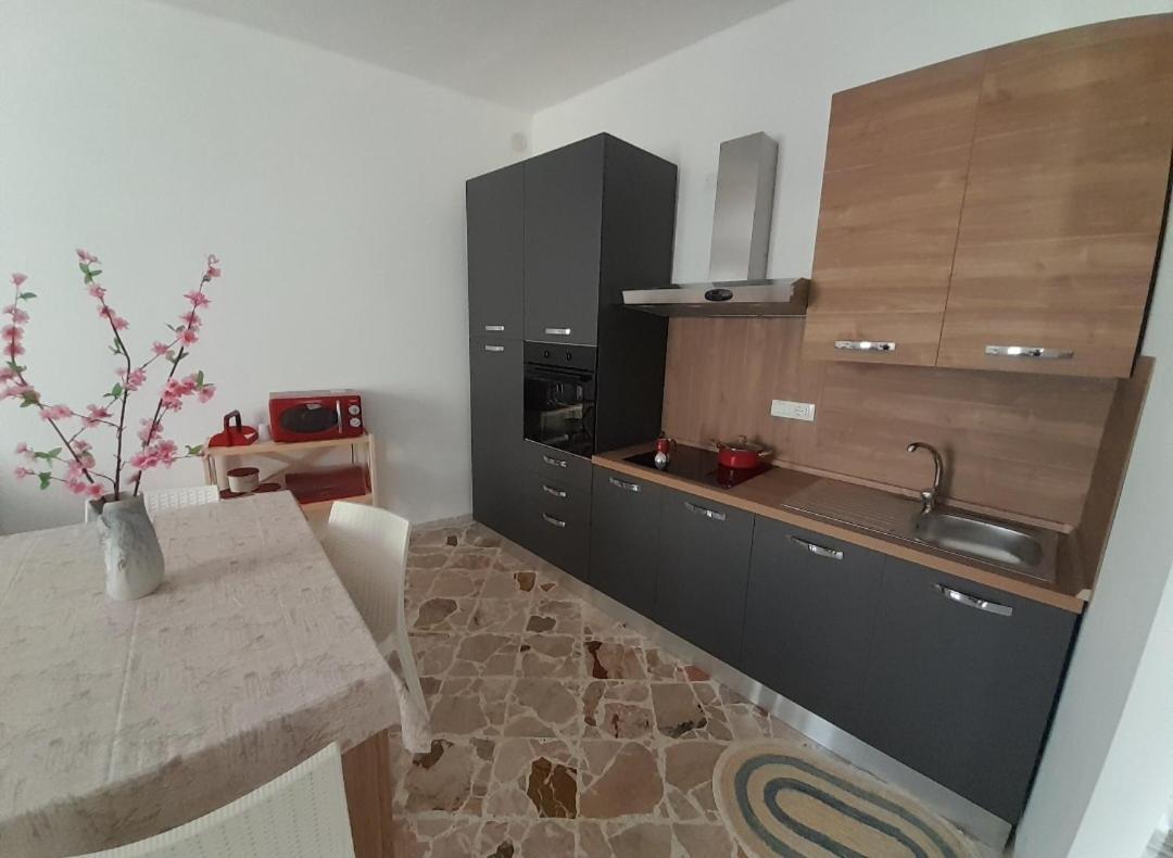 Little Italy Apartment Castellammare del Golfo Exterior photo